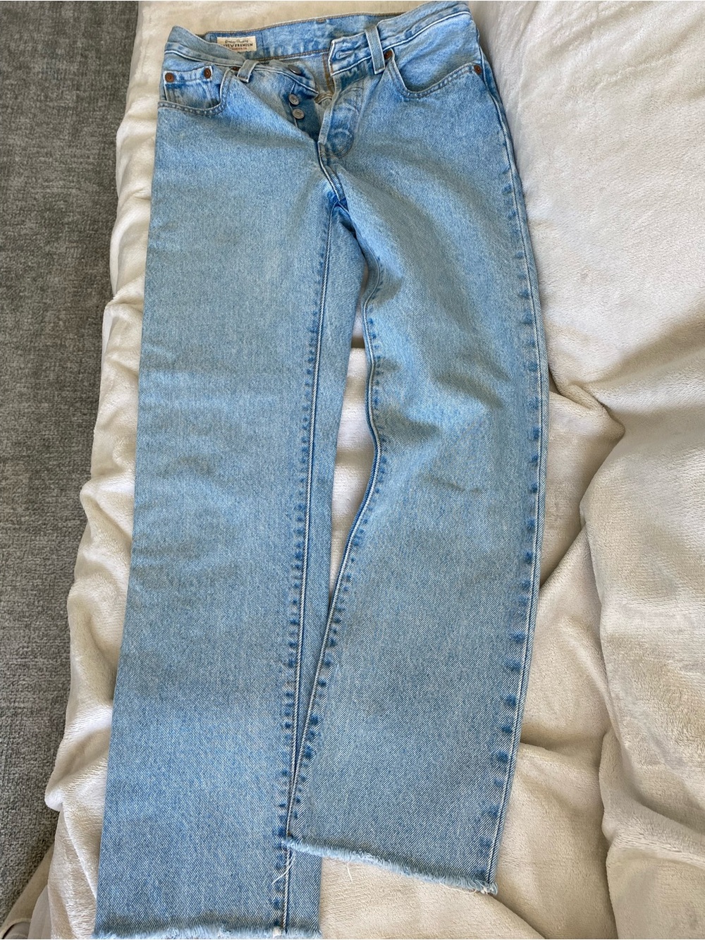 Levi's 501 Light Wash High-Rise Straight Jeans - Women